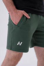 Шорты 	Relaxed-fit Shorts with Side Pockets 319 Зеленые