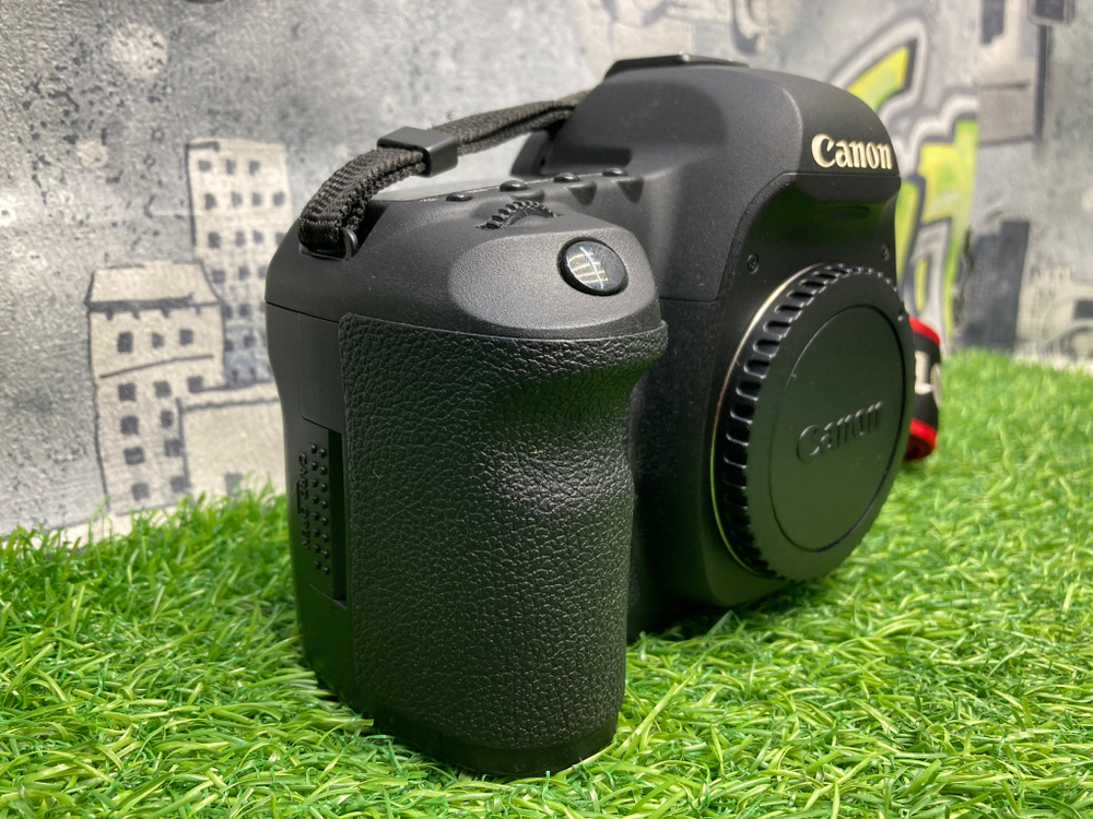 Canon EOS 5D Mark II 72.000 кадров