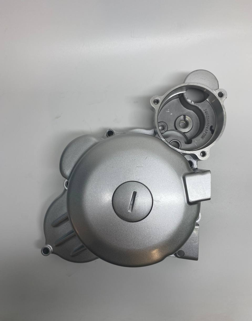 Крышка картера левая двигатель 1174MN-3, CBS300