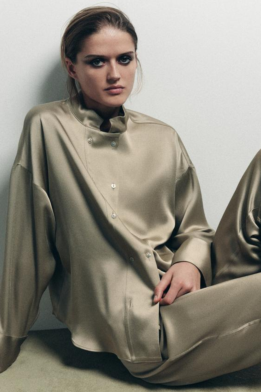 ZARA БРЮКИ BAGGY ИЗ АТЛАСА, РЫЖЕВАТО-КОРИЧНЕВЫЙ