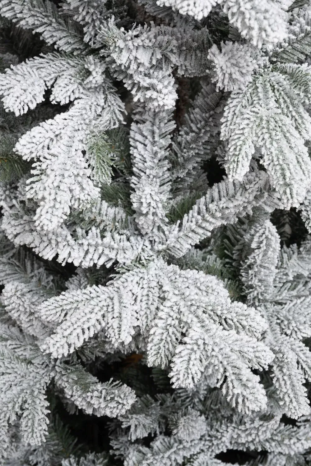 Заснеженная елка "Сибирская" (Литая+пвх) 3 м