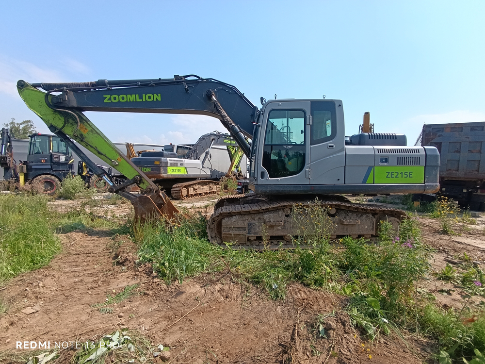Zoomlion ZE215 Экскаватор ZE215E (Дизельный, 5,9 л, 152 л.с., АТ)