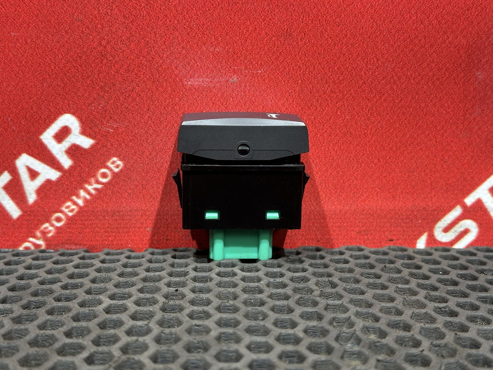 Кнопка звукового сигнала