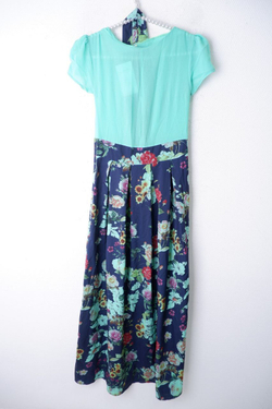 Платье яркое 42 размер