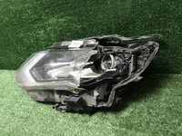 Битая Фара левая Nissan X-Trail T32 (17-22) LED