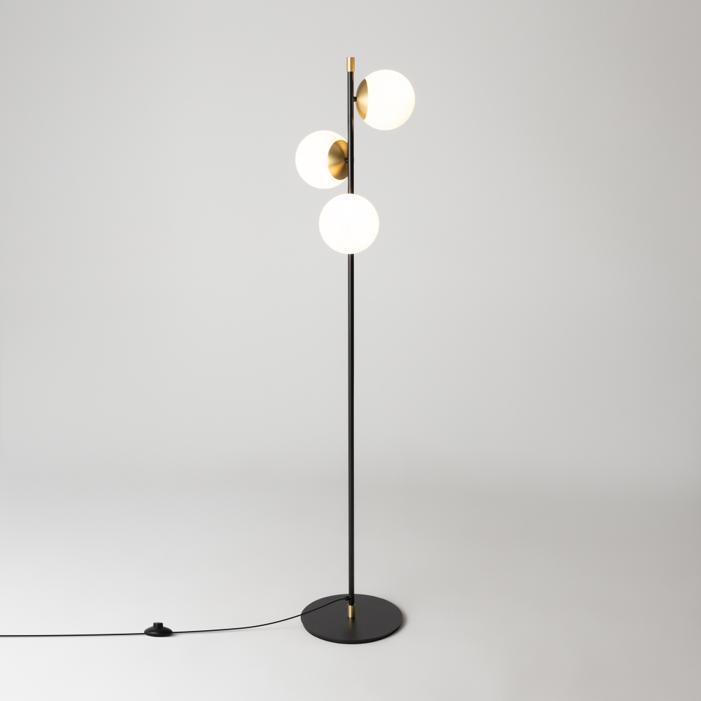 Напольный светильник (торшер) Maytoni MOD048FL-03G