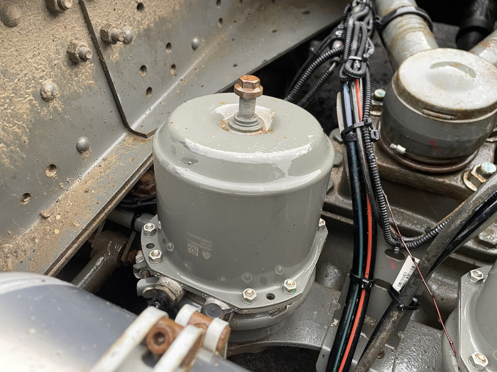 Энергоаккумулятор задний 2022г