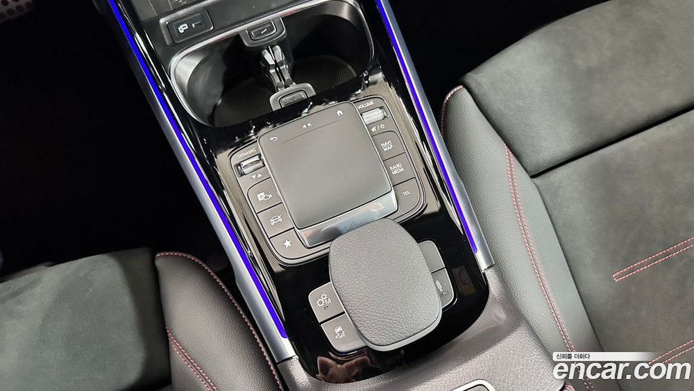 Mercedes-Benz GLB-Class X247 AMG GLB35 4MATIC (12.2023)