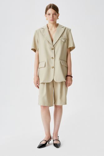 Песочный костюм с бермудами Paper moon