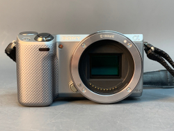 Sony NEX-5R Kit 18-55mm 6200 пробега