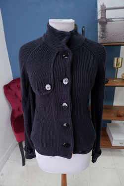 Кофта Benetton на пуговицах 44 размер