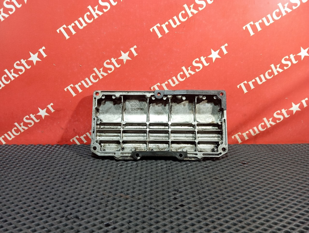 Крышка блока цилиндров