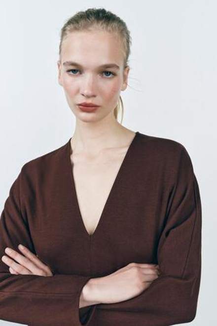 ZARA ПЛАТЬЕ МИДИ С БЛОКИРОВКОЙ, ЦВЕТ БУРГУНДСКОГО ВИНА