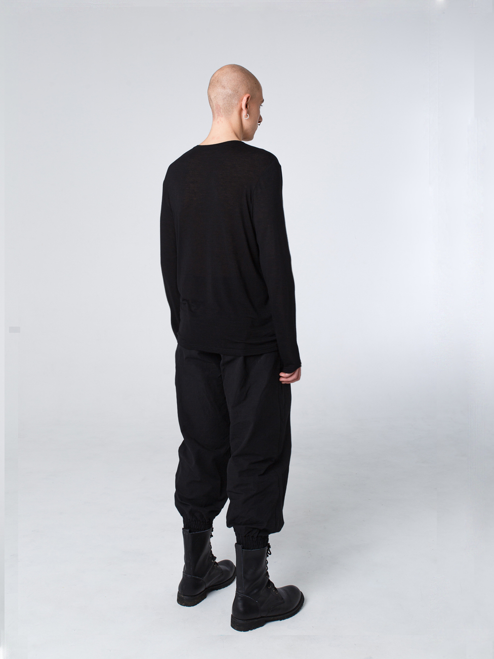 Лонгслив унисекс "Темнота". Черный