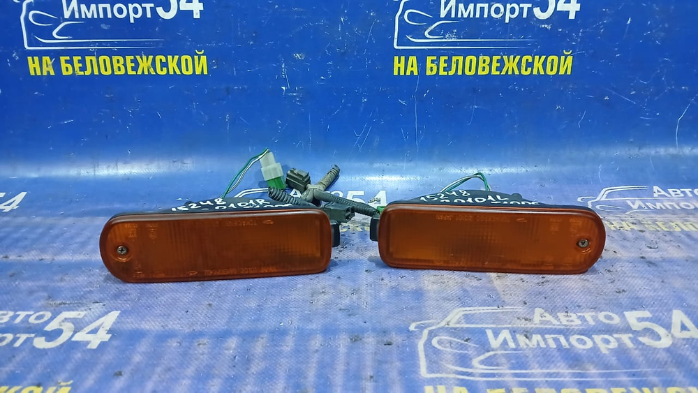 Повторитель в бампер правый TOYOTA CAMI 1999-2000