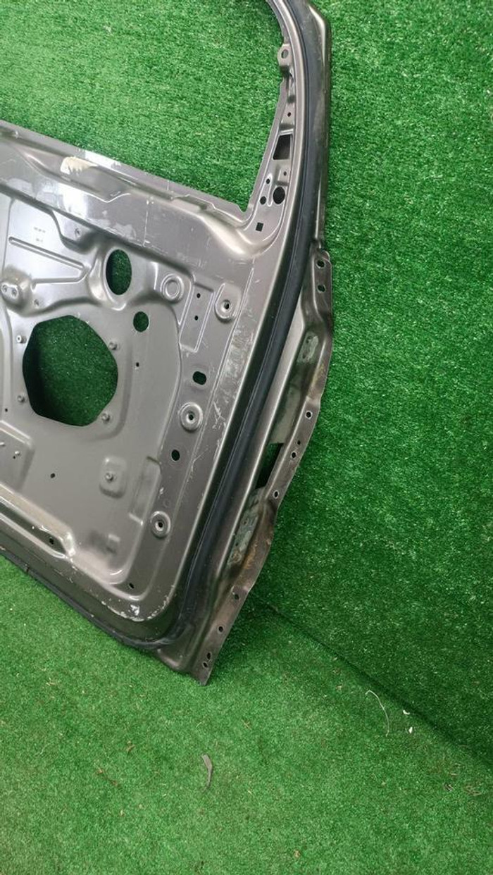 Дверь передняя левая VW Golf Plus (2005-2014)