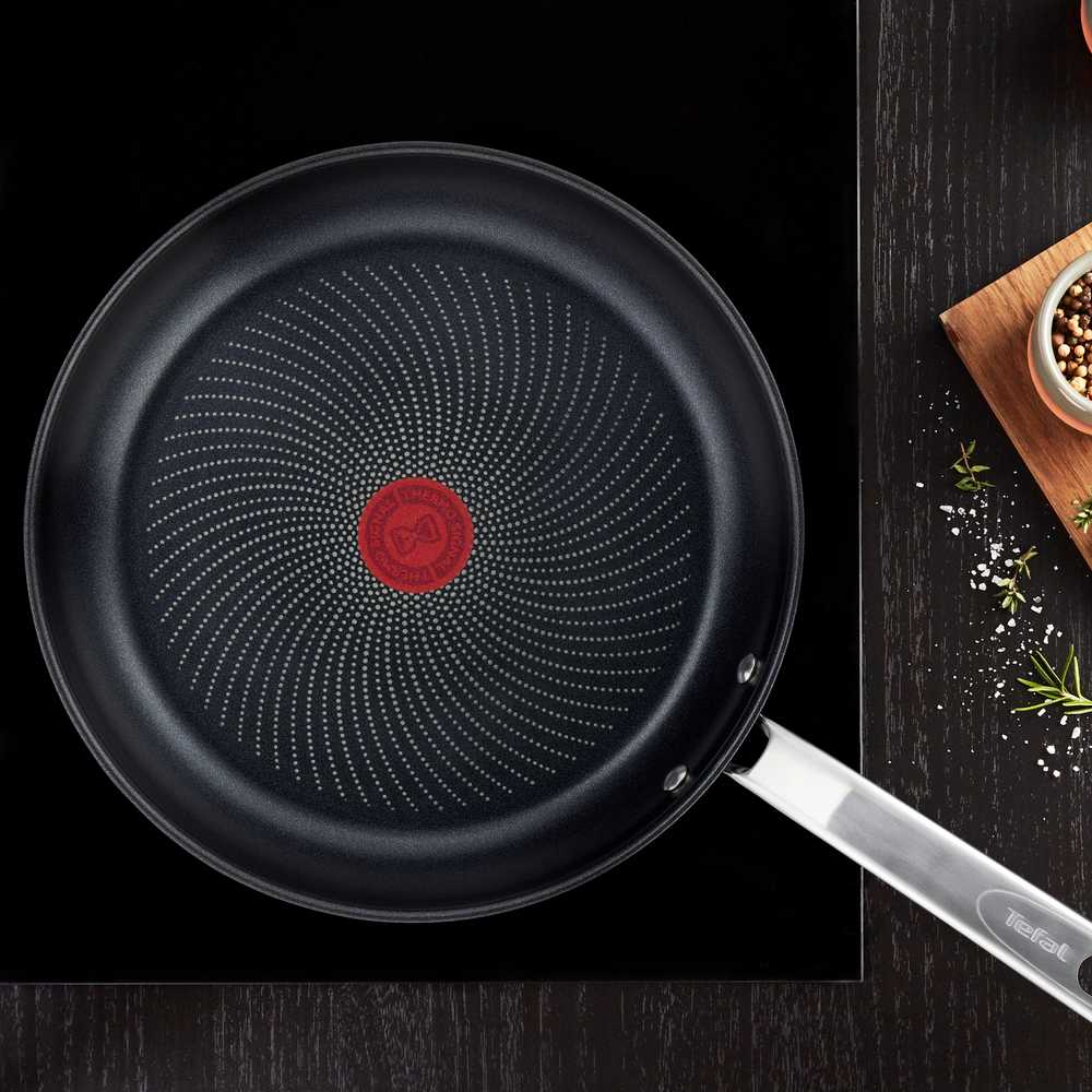Сковорода Tefal Intuition G6 24 см B8170444