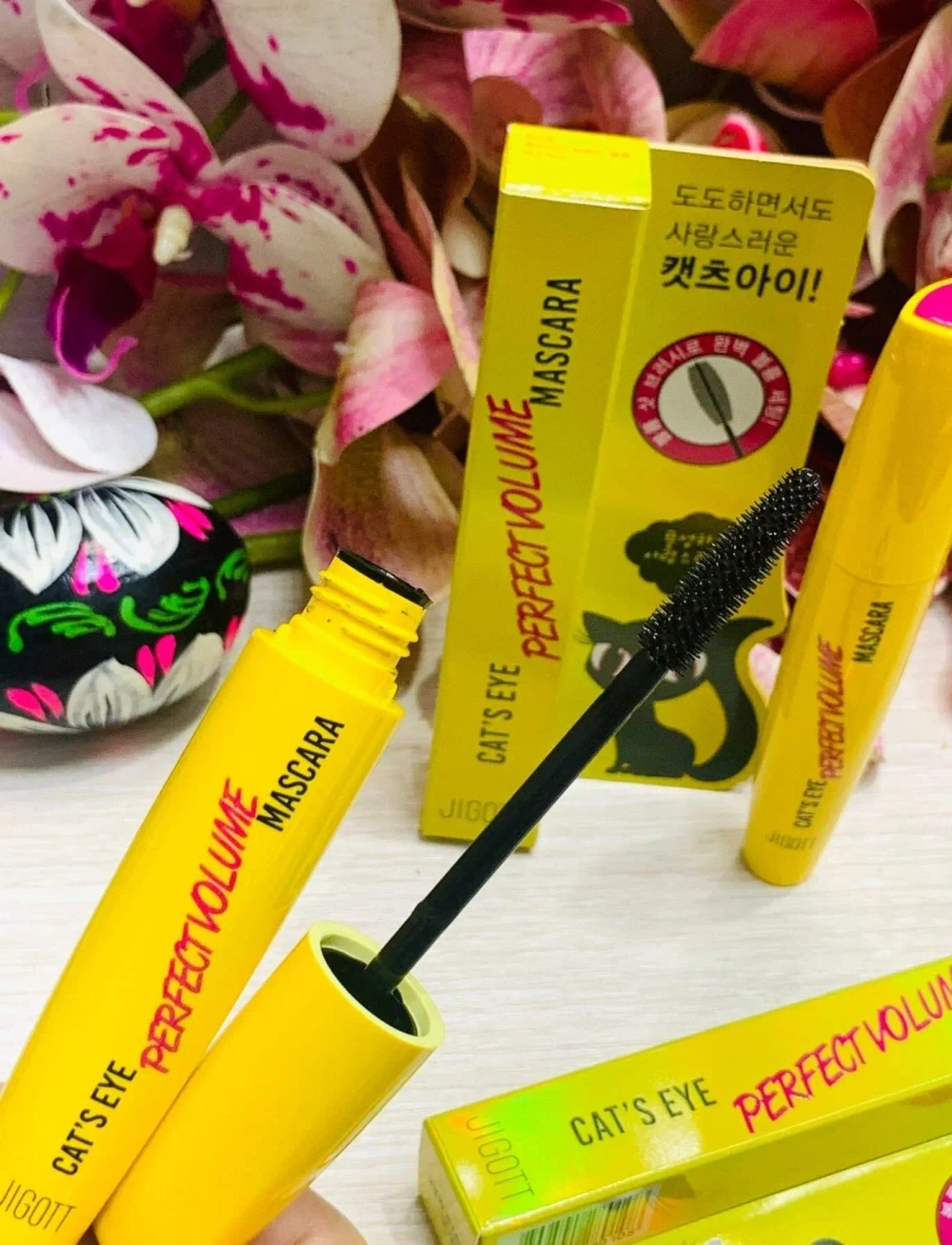 Jigott Тушь для придания объема Cat`s Eye Perfect Volume Mascara