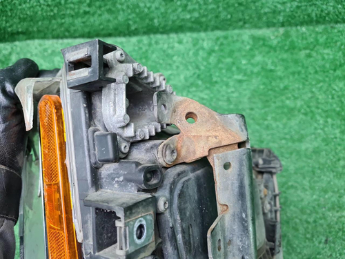 Фара левая Scania R-Series (2016-н.в.) галоген