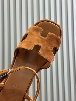 Босоножки Hermes