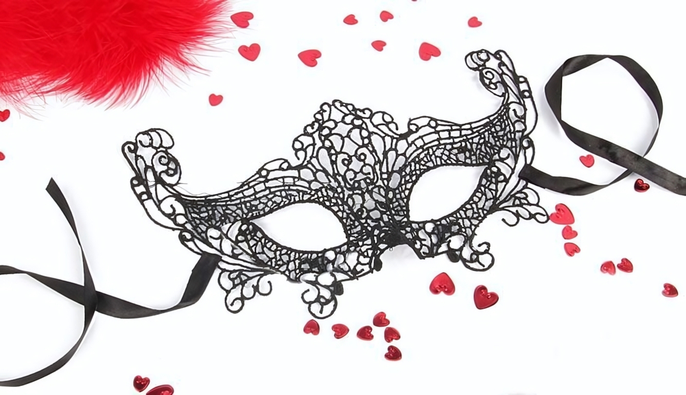 Черная ажурная текстильная маска Амели (Цвет: черный)