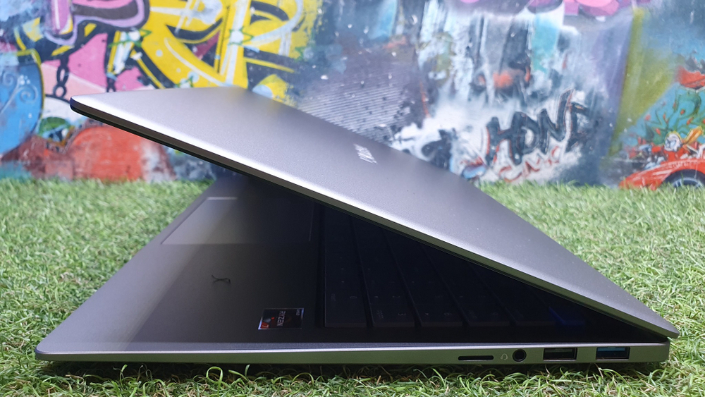 Ноутбук Lunnen Ryzen 7/16Gb/FHD/Ground B2 16 LL6FAWG01/Windows 11