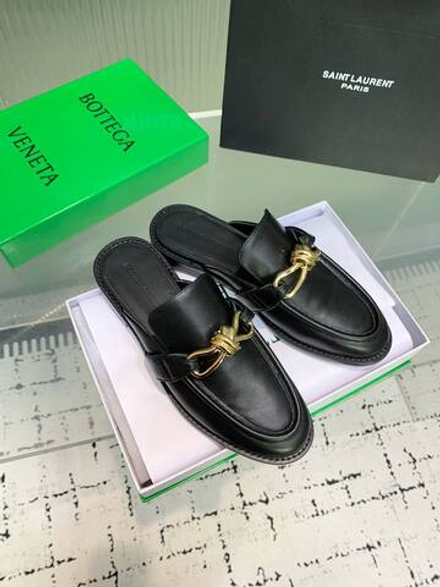 Сабо Bottega Veneta