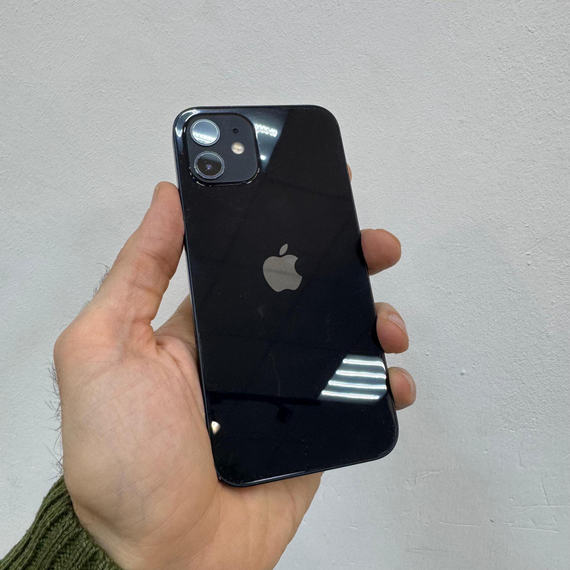 Apple iPhone 12 64GB 84% акб (без комплекта)