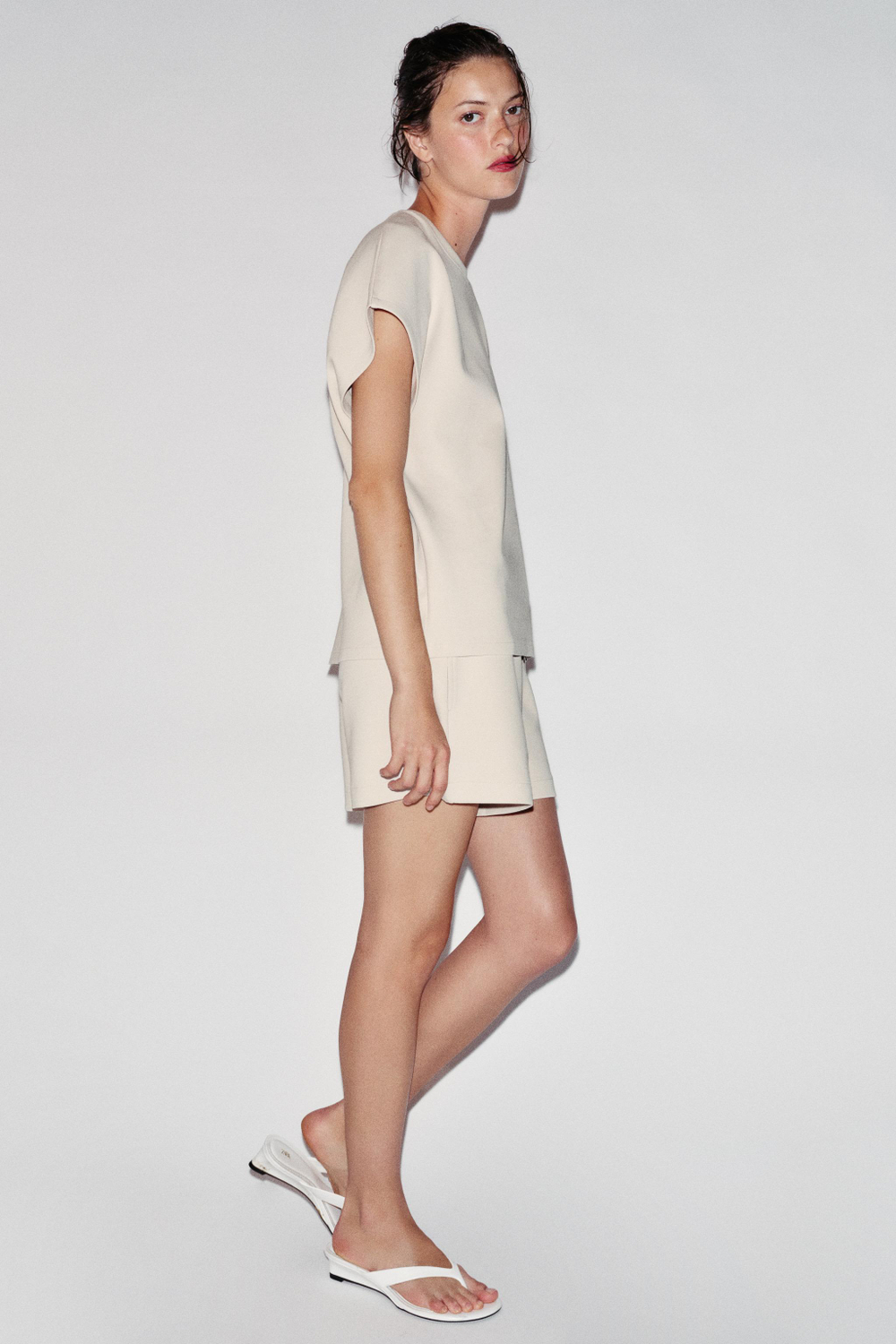 ZARA ФУТБОЛКА INTERLOCK С ЯПОНСКИМИ РУКАВАМИ, ПЕСОЧНЫЙ