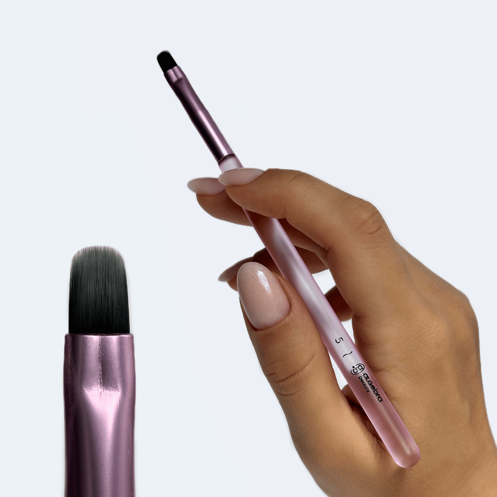 Кисть для геля и полигеля овальная N5