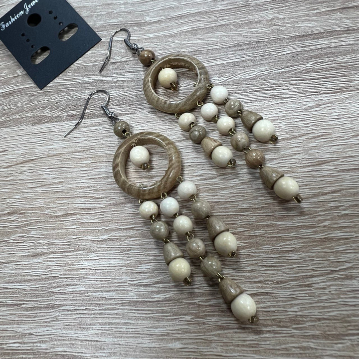 Серьги Слезки, дерево, цвет молочный, бежевый, 22x65 мм