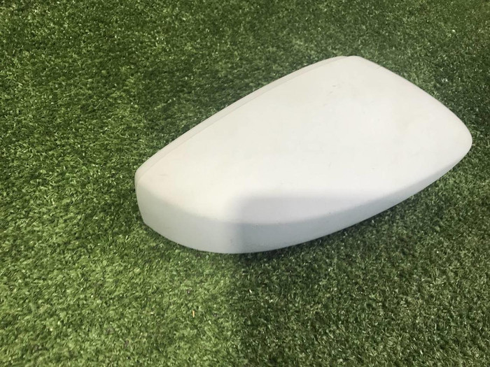 Крышка зеркала правая VW Polo Sedan (2010-2020)