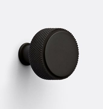 Мебельная ручка Rejuvenation Trask