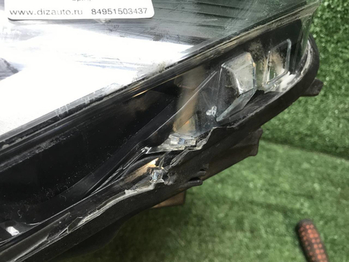 Битая Фара левая BMW X1 F48 (2015-2019) LED