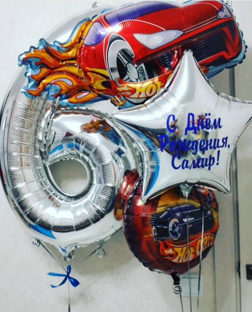 Композиция машинка. Хот вилс hot wheels