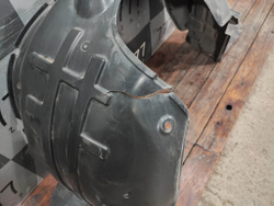 Подкрылок передний левый Changan CS35PLUS 18-нв Б/У Оригинал S111F2709090400AA