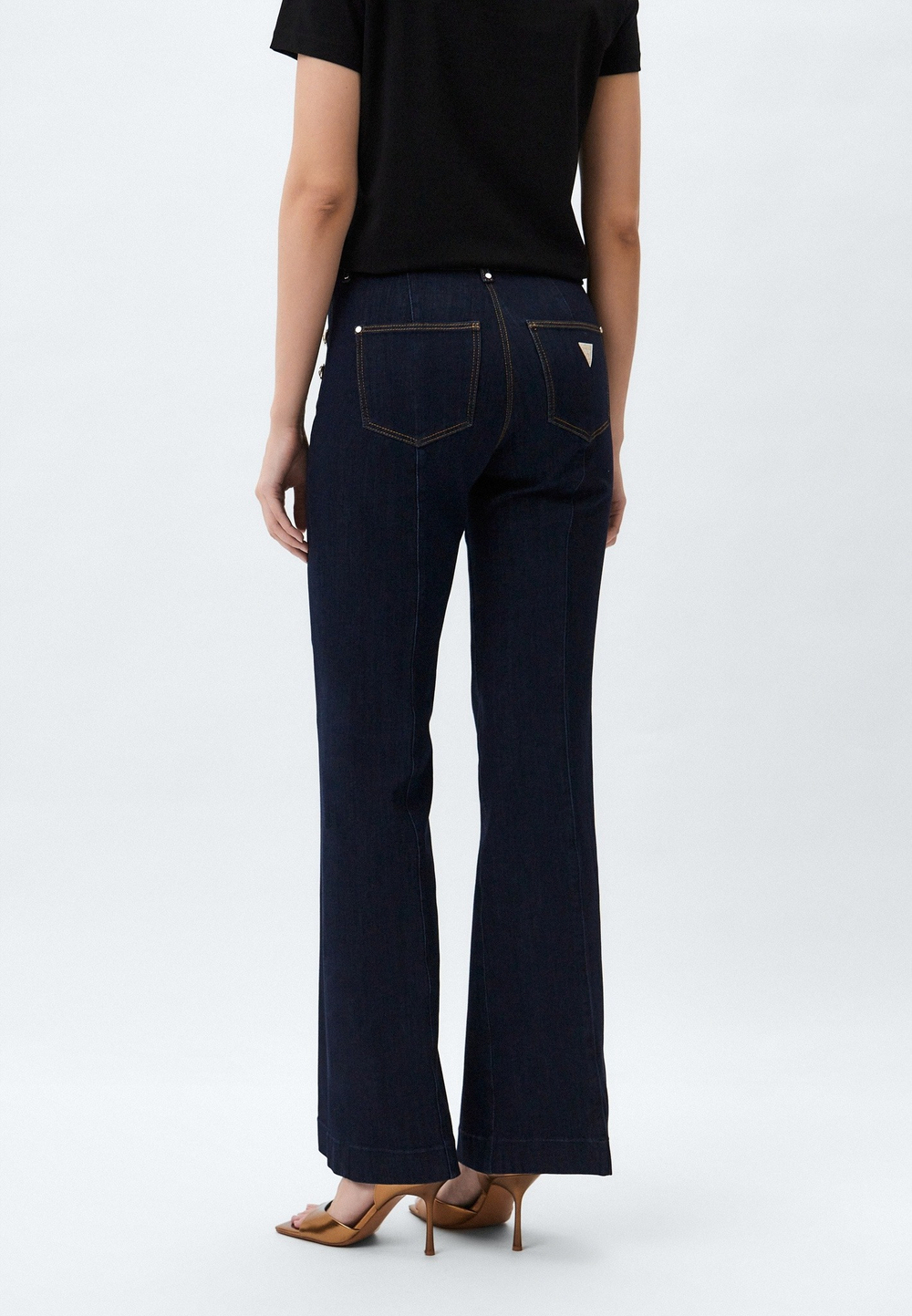 Джинсы  женские  GUESS