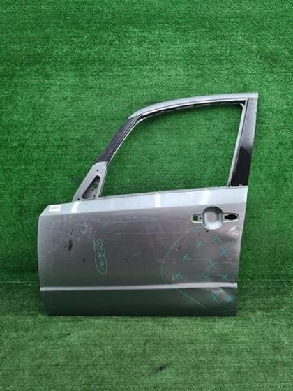 Дверь передняя левая Suzuki SX4 1 Classic (06-14)