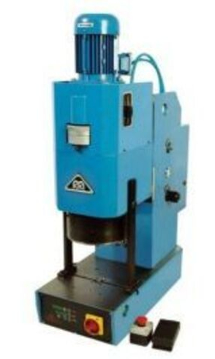 Клепальный станок Kardesler Makina P-4400CK