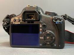 Canon EOS 500D Body, не включается