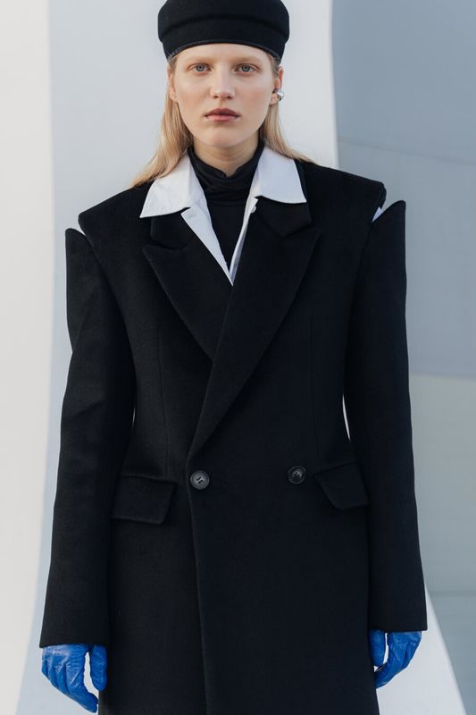 Пальто Curve Max