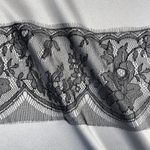 Французская кружевная лента с мотивом из бутонов роз