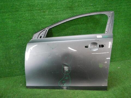 Дверь передняя левая Volvo V40 (2012-2019)