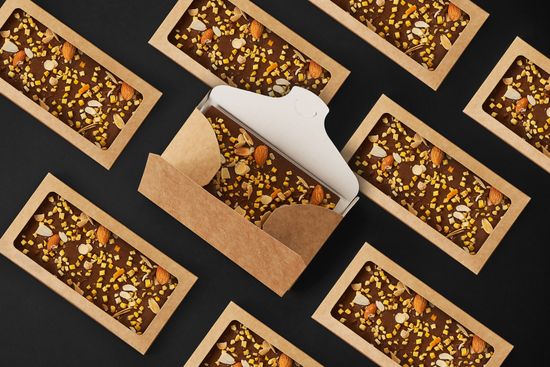 Упаковка с окном для шоколадной плитки 100 г. Конверт