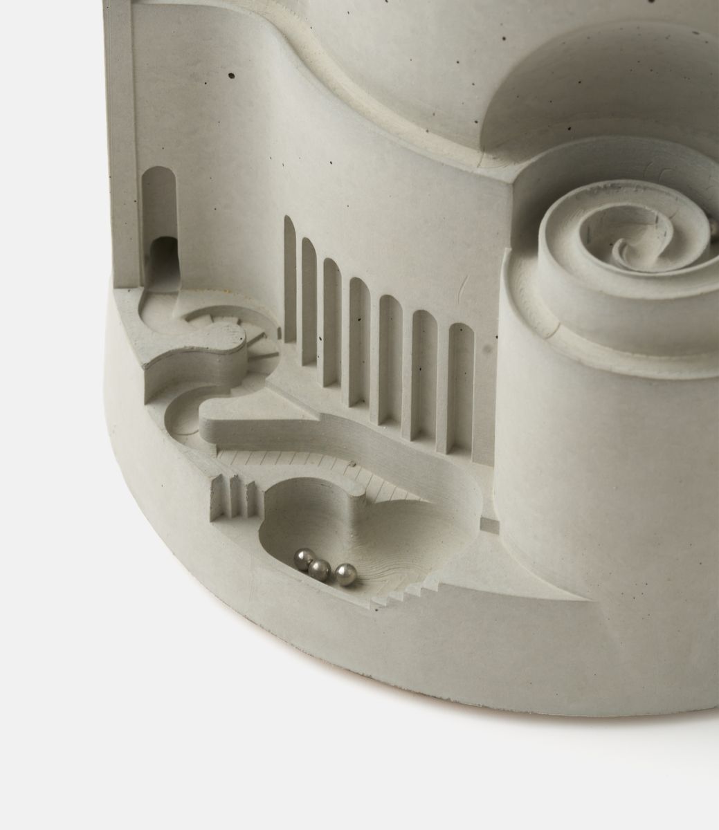 Material Immaterial Concrete Fable — кинетическая скульптура из бетона