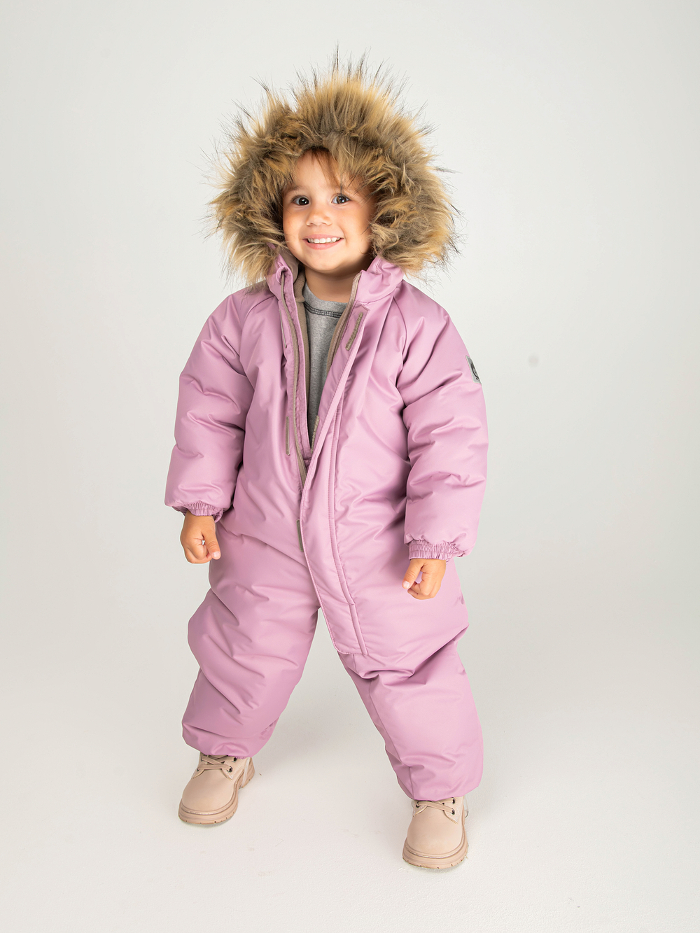 Комбинезон мембранный зимний с капюшоном с меховой опушкой "Пыльная роза"