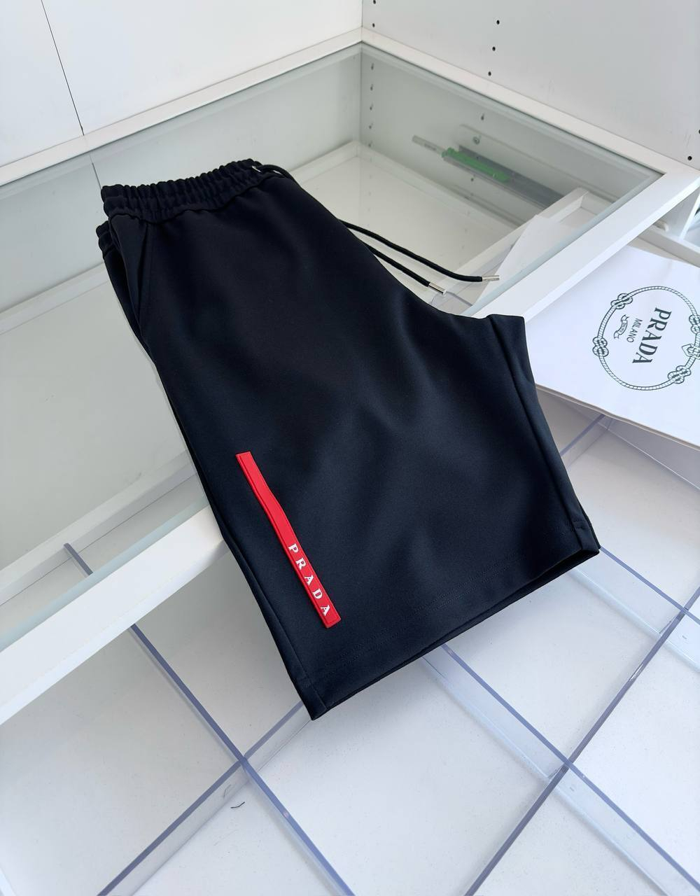 Шорты Prada