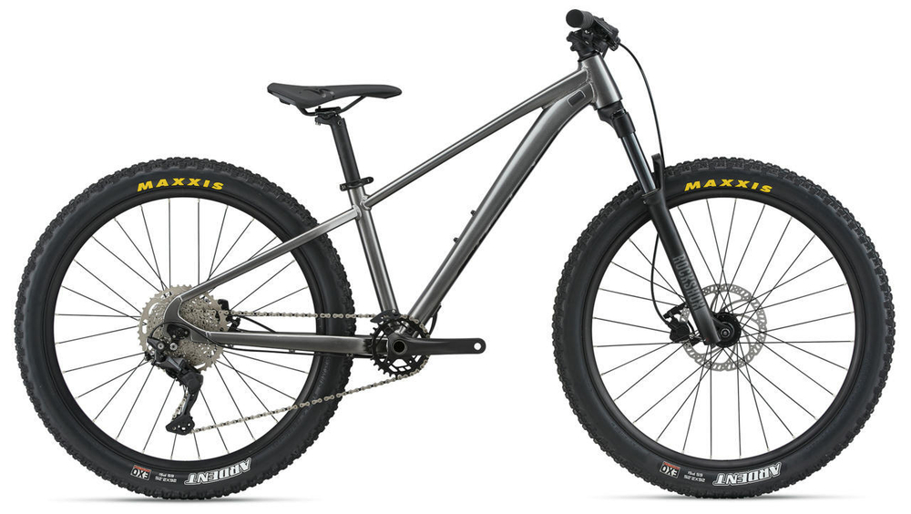 Экстремальный велосипед Giant STP 26 (2021)