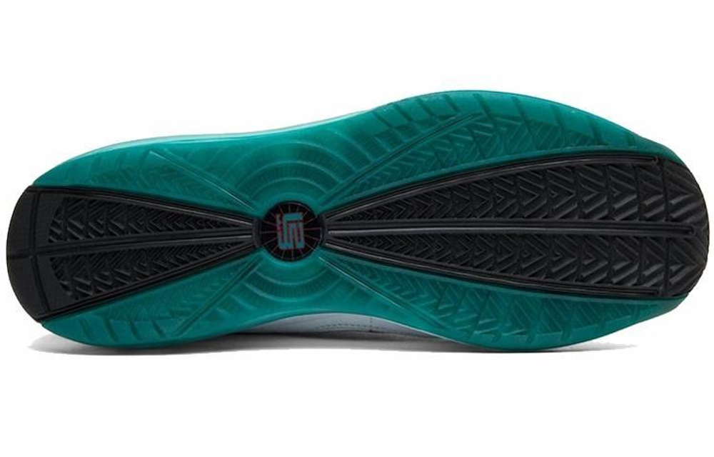 Кроссовки Nike Lebron 7 Red Carpet 2019