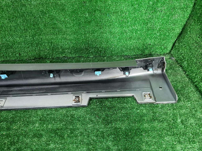 Накладка порога левая Hyundai I40 1 DF (2012-2019)